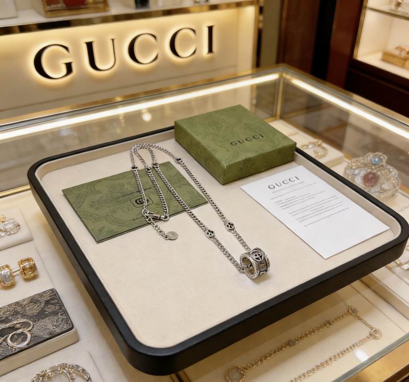 Gucci Necklace  02yxs43